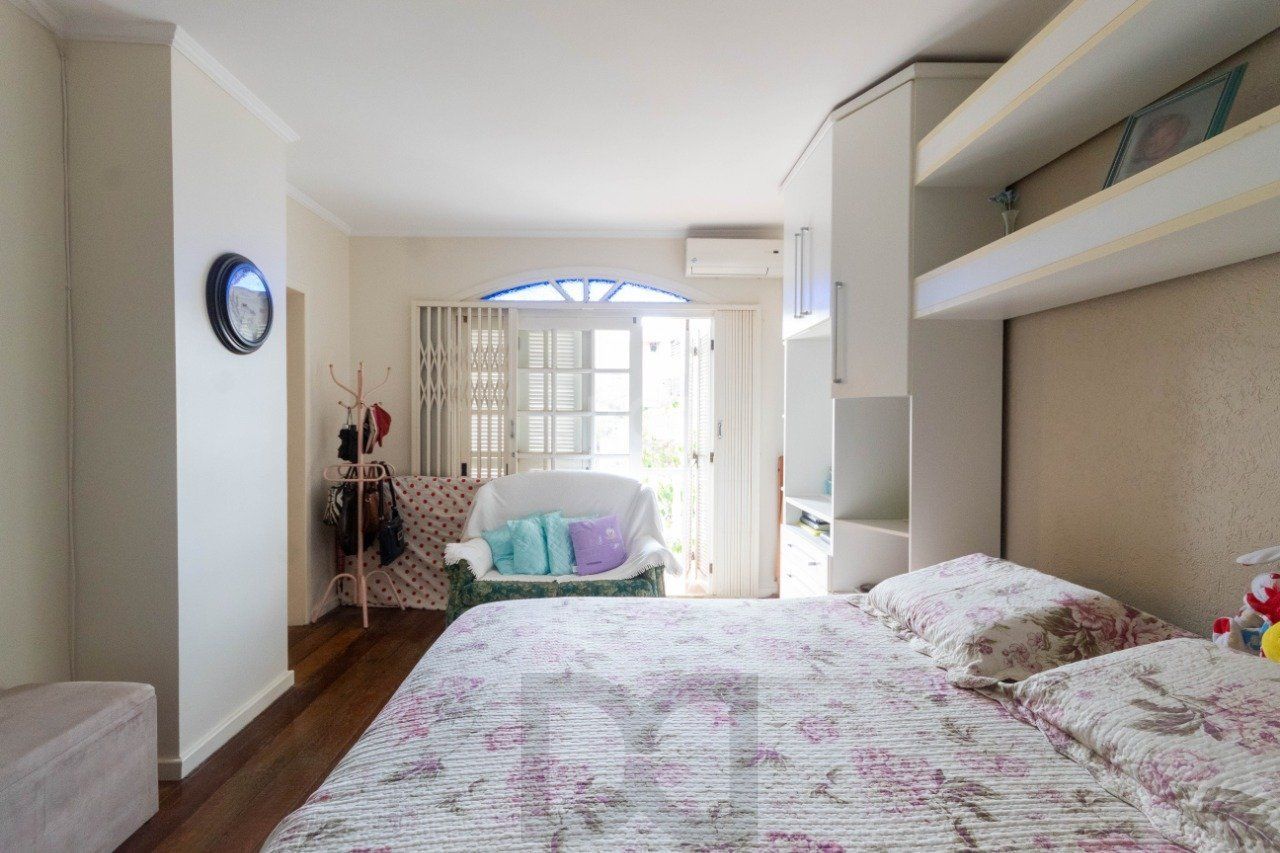 Casa para Venda - 250m², 3 dormitórios, sendo 2 suites, Partenon — foto 15