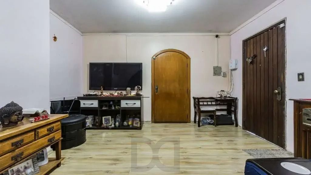 Casa/sobrado 3 dormitórios no bairro Auxiliadora em Porto Alegre — foto 5