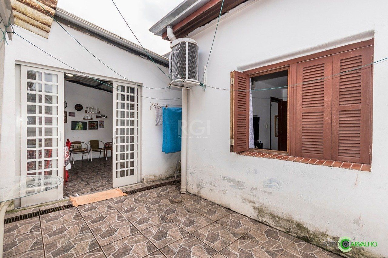 Casa para Venda - 168m², 3 dormitórios, sendo 1 suites, 3 vagas - Medianeira — foto 35