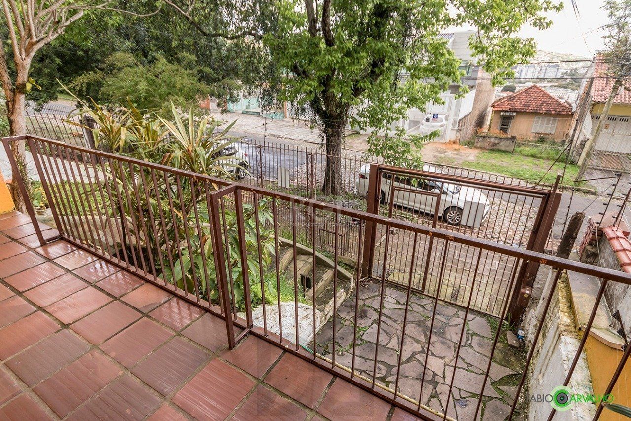 Casa para Venda - 168m², 3 dormitórios, sendo 1 suites, 3 vagas - Medianeira — foto 45