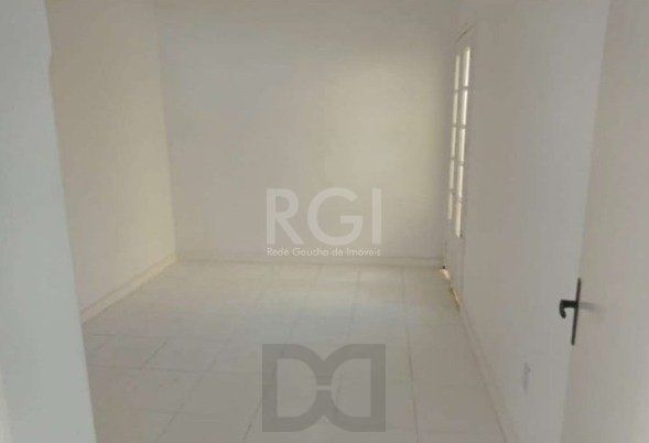 Casa para Venda - 200m², 4 dormitórios, 4 vagas - Passo da Areia — foto 7