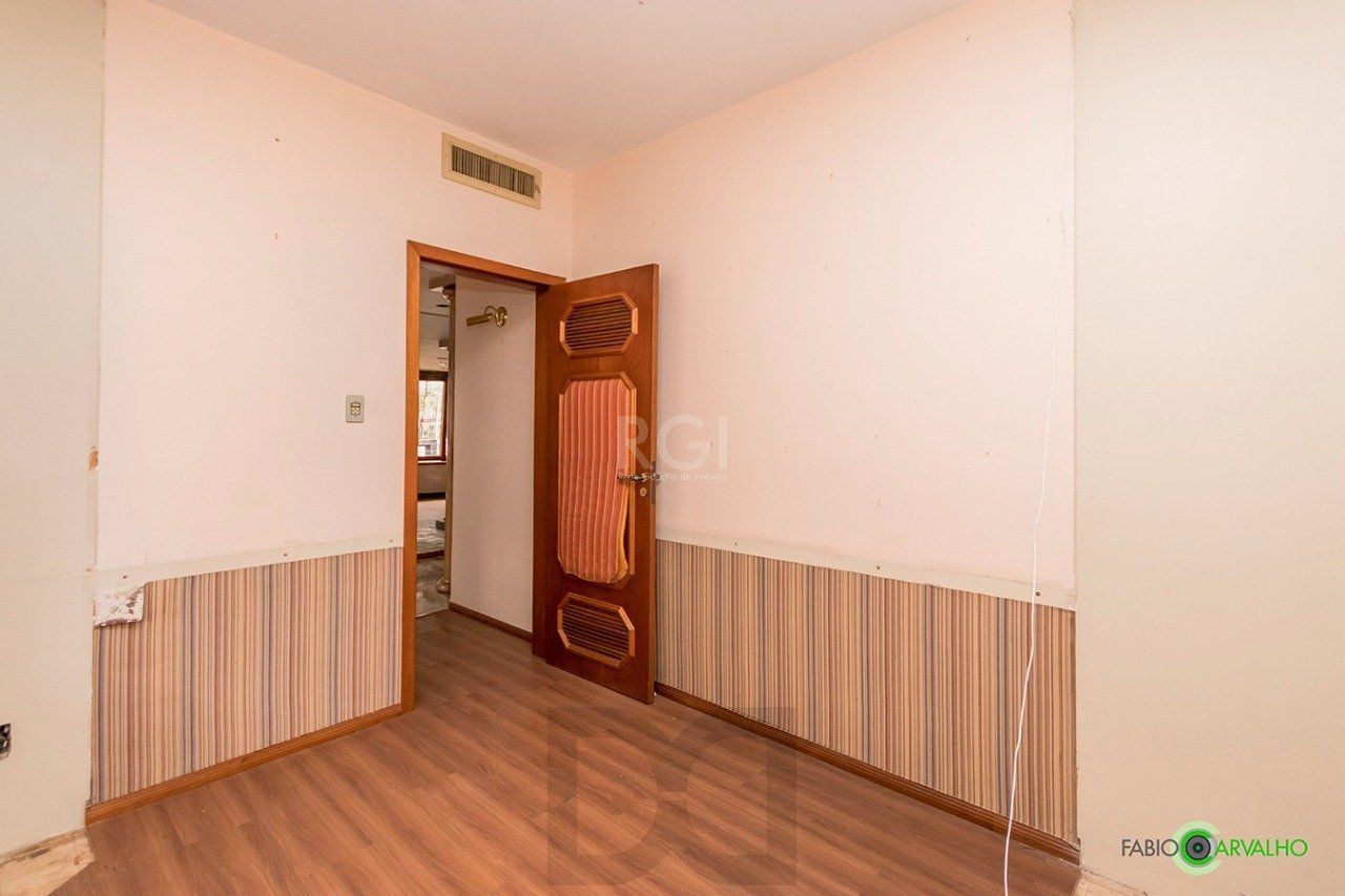 Casa para Venda - 307m², 4 dormitórios, sendo 2 suites, 3 vagas - Higienópolis — foto 28