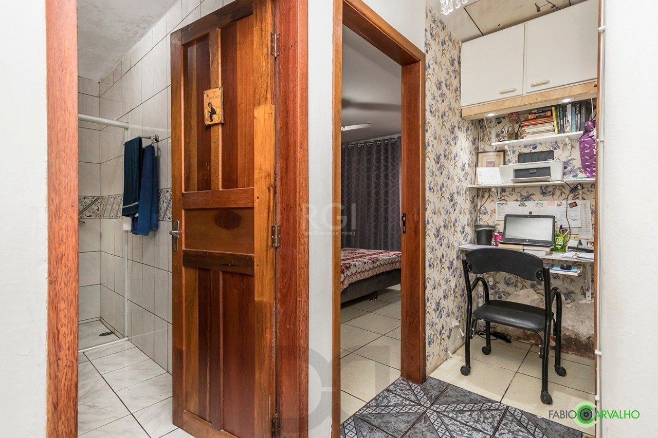 Casa para Venda - 168m², 3 dormitórios, sendo 1 suites, 3 vagas - Medianeira — foto 23