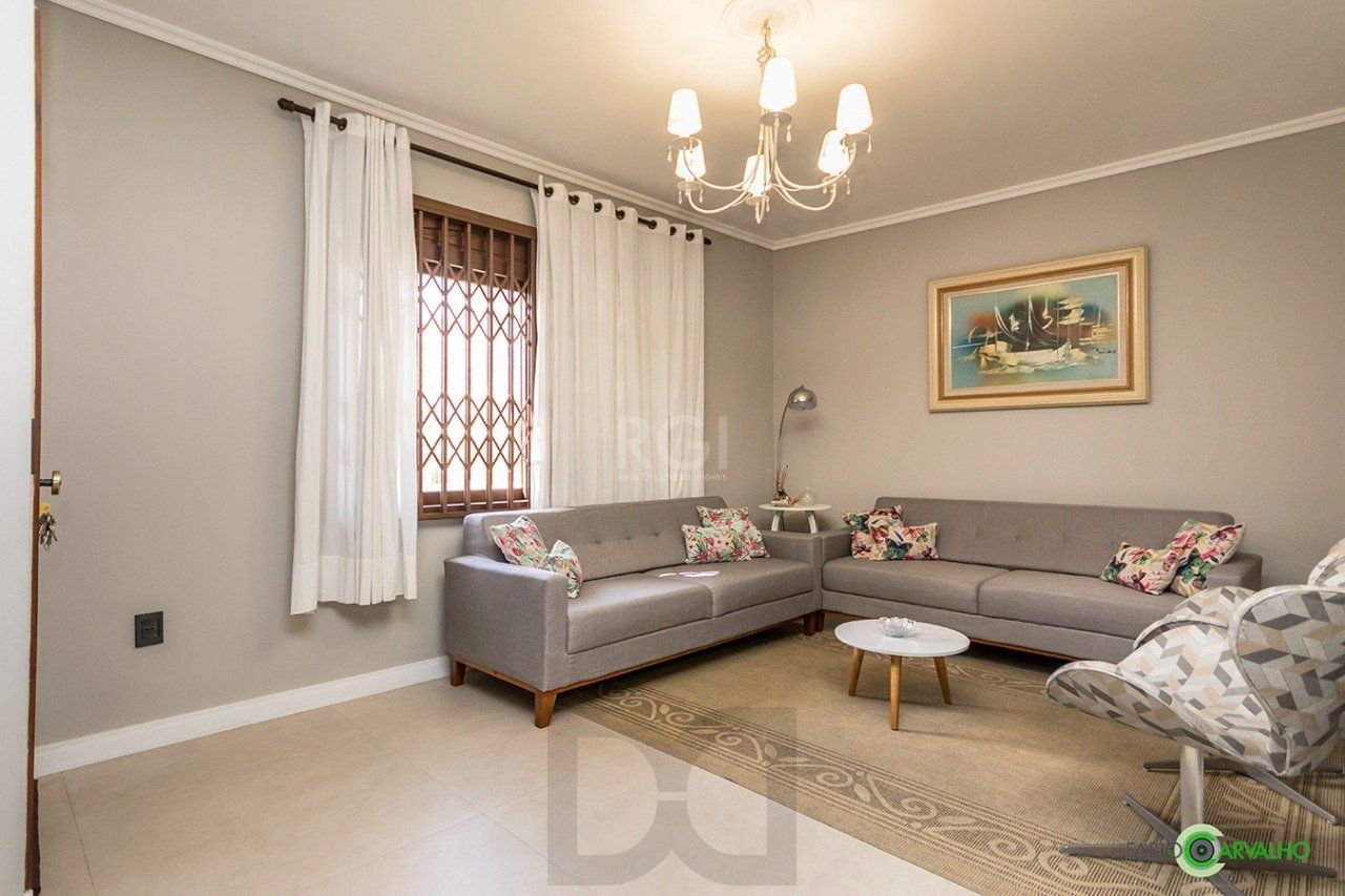 Sobrado para Venda - 335m², 4 dormitórios, sendo 2 suites, 3 vagas - Petrópolis — foto 4