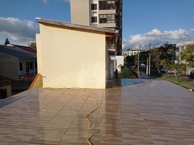 Casa para Venda - 200m², 4 dormitórios, 4 vagas - Passo da Areia — foto 4