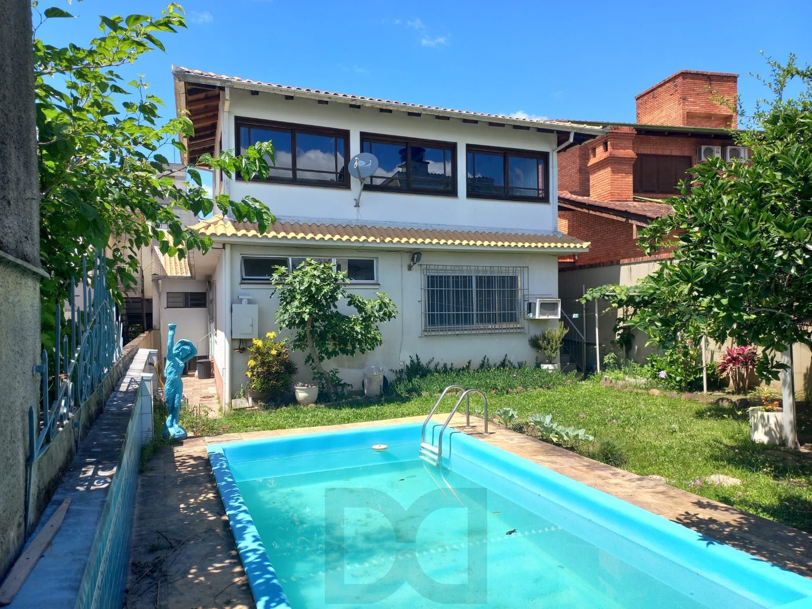 Casa Completa com Piscina, Escritório e 6 Dormitórios — foto 1