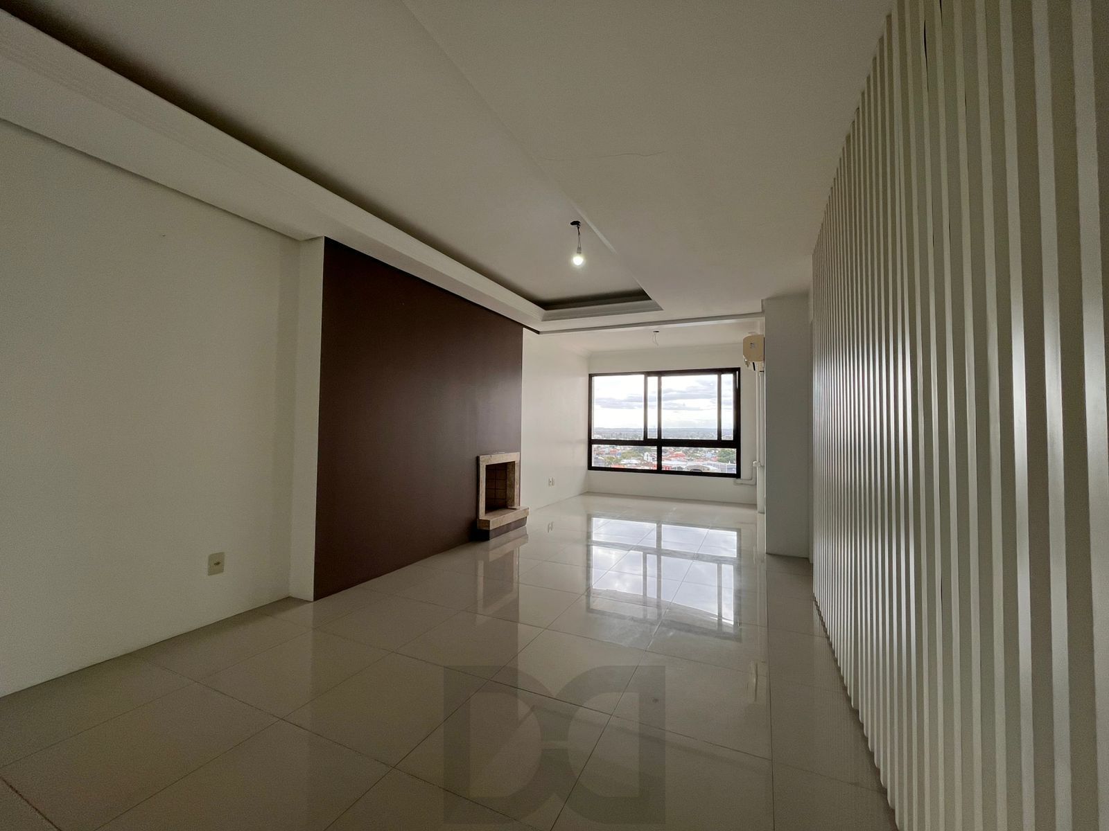 Excelente apartamento de 2 dormitórios com vaga dupla e depósito — foto 2