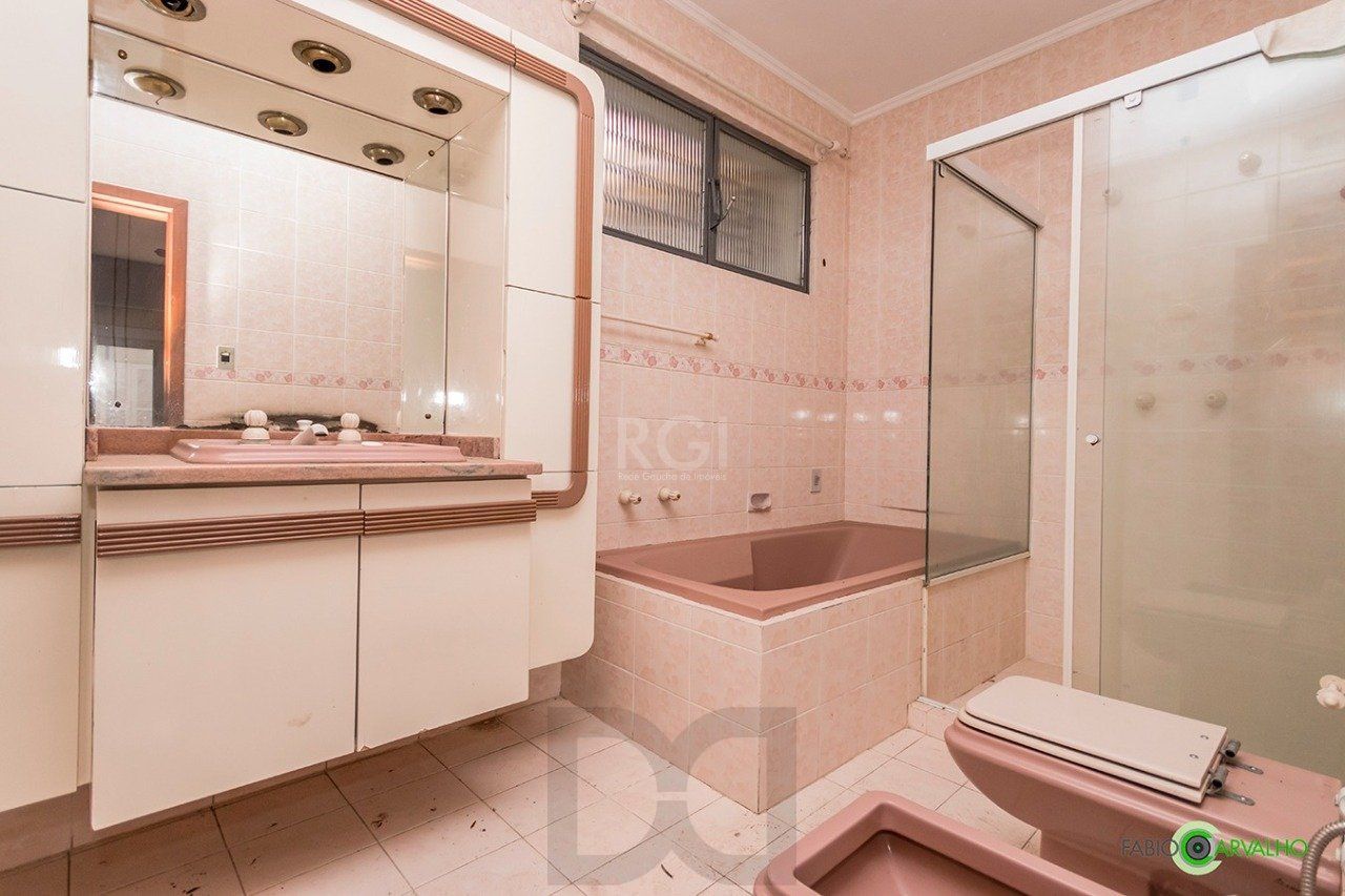 Casa para Venda - 307m², 4 dormitórios, sendo 2 suites, 3 vagas - Higienópolis — foto 38