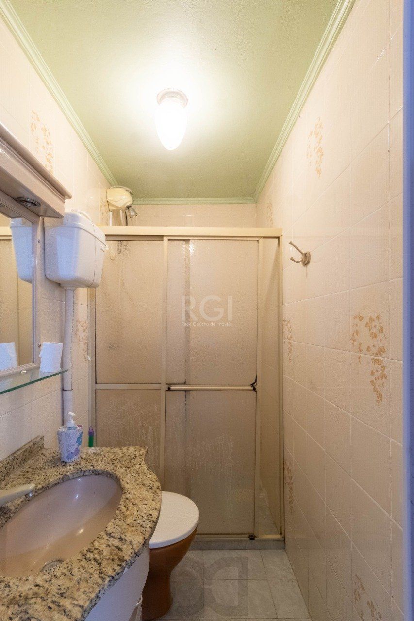 Casa para Venda - 250m², 3 dormitórios, sendo 2 suites, Partenon — foto 34