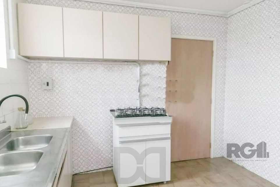 APARTAMENTO 3 DORMITÓRIOS COM GARAGEM NO BAIRRO FARROUPILHA EM PORTO ALEGRE — foto 12