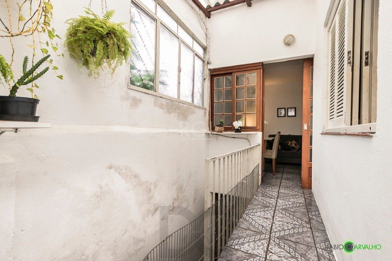 Casa para Venda - 168m², 3 dormitórios, sendo 1 suites, 3 vagas - Medianeira — foto 38