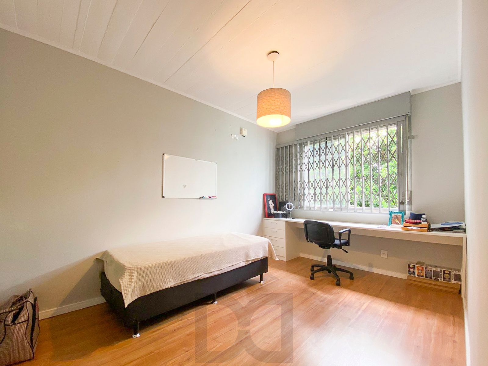 Casa / 4 Quartos / 1 Suíte / Churrasqueira / Jardim Itu Sabará / Porto Alegre / RS — foto 18