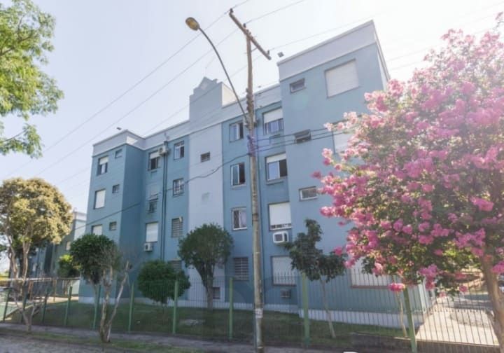 Apartamento 2 quartos, piso laminado, garagem coberta, próximo á UNIRRITER e 4 quadras Protásio Alves. — foto 24
