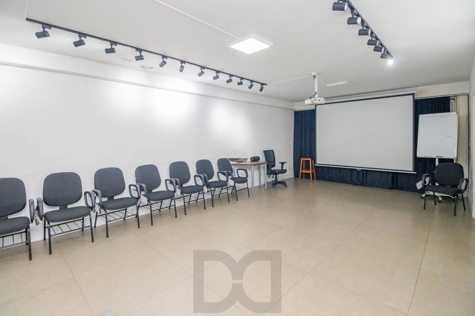 Casa a venda, 4 quartos, 2 vagas, 4 banheiros, Bairro Chacara das Pedras, em Porto Alegre/RS — foto 12