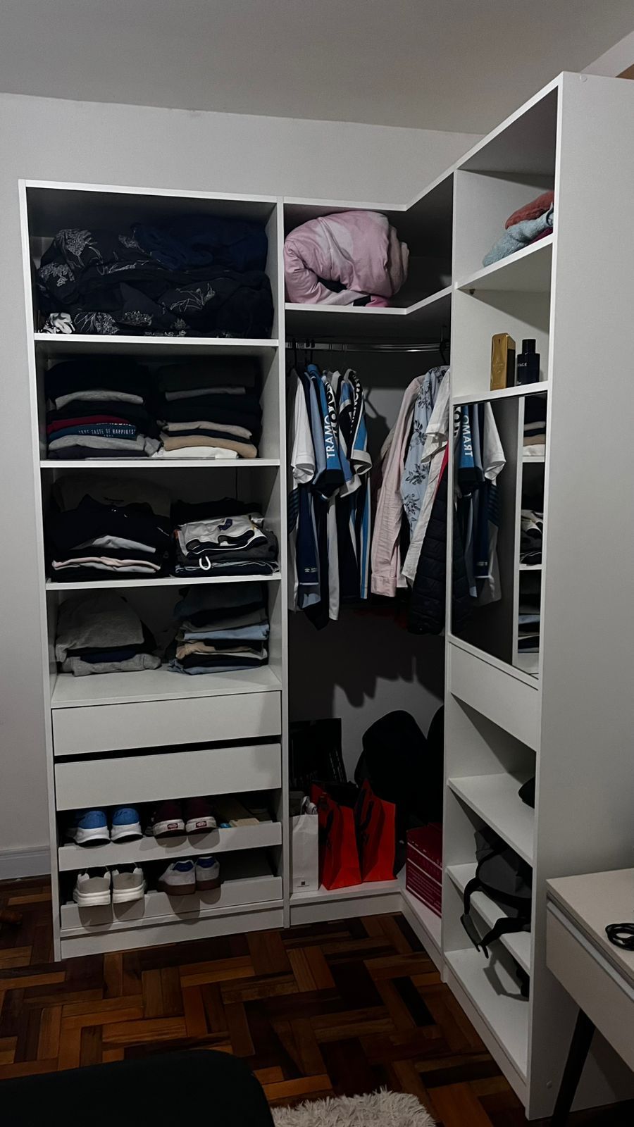 Apartamento 2 quartos, c/móveis planejado, refrigerador e máq. de lavar, sol da manhã, — foto 14