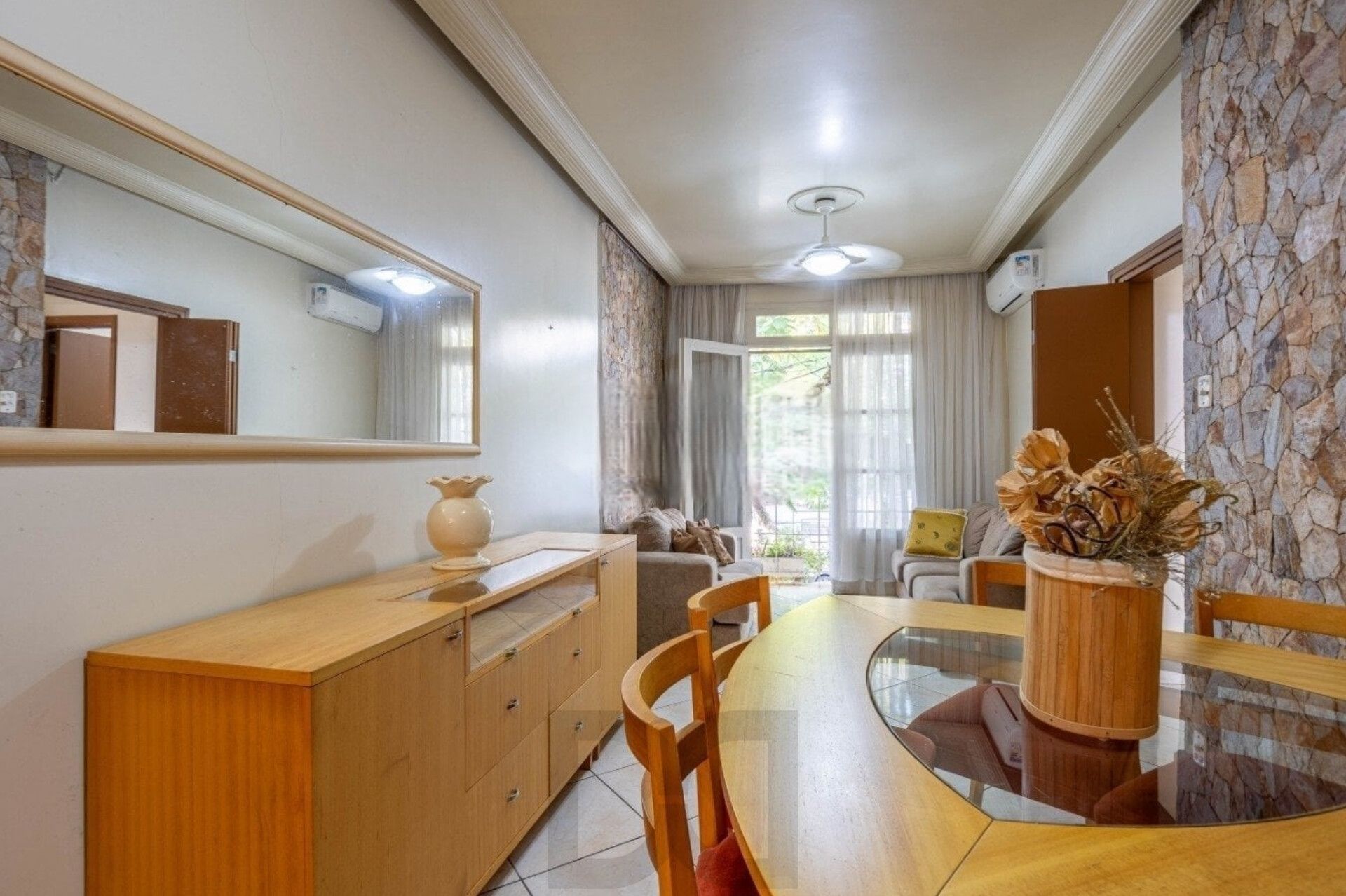 Apartamento com 3 quartos/dormitórios e 70,69m² no Menino Deus, Porto Alegre — foto 2