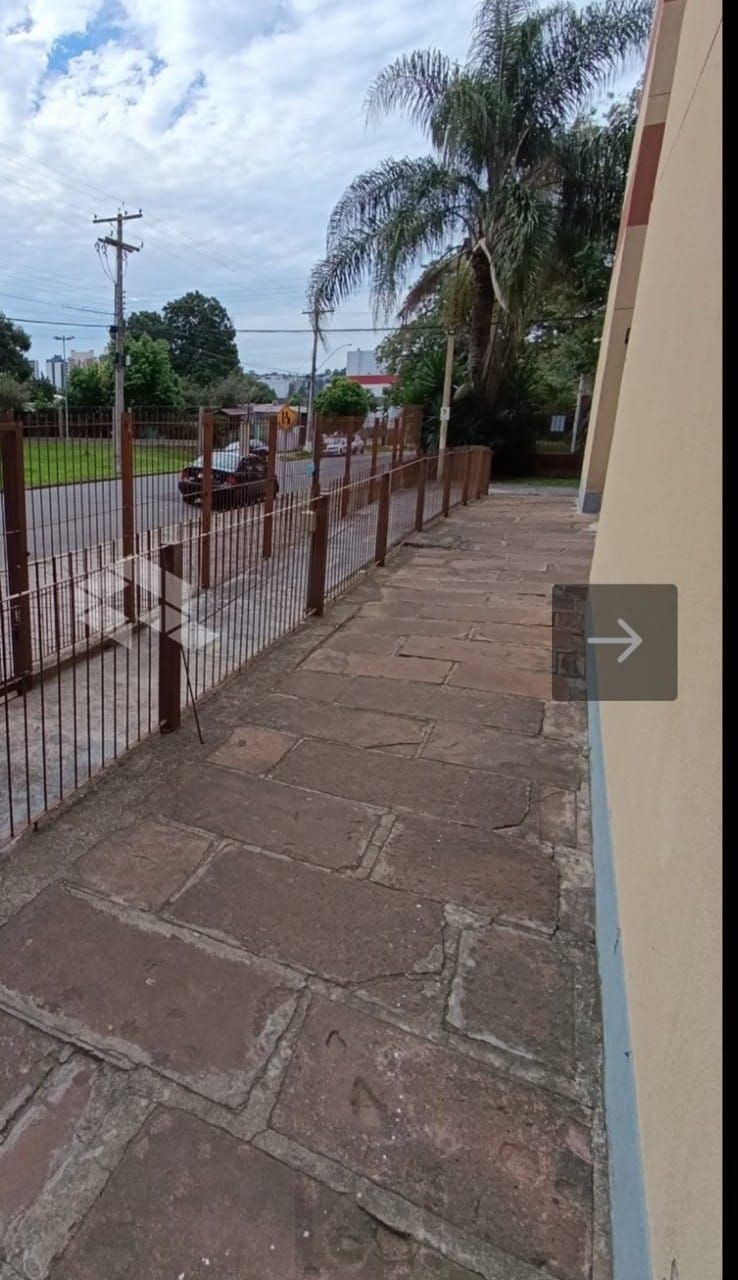 Apartamento com 2 dormitórios, estacionamento rotativo e ótima localização — foto 11