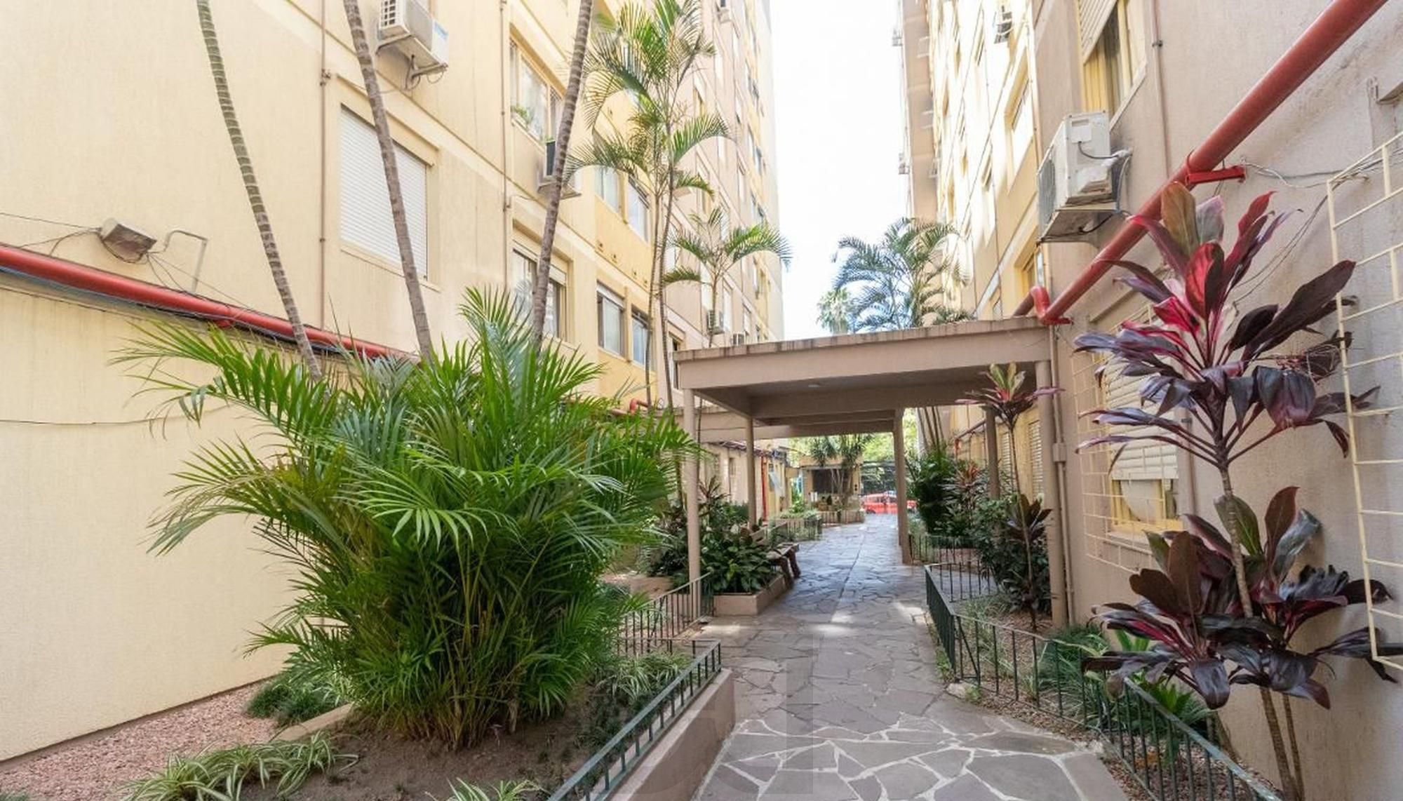 Apartamento 1 quarto, no Bairro Santana em Porto Alegre RS — foto 1