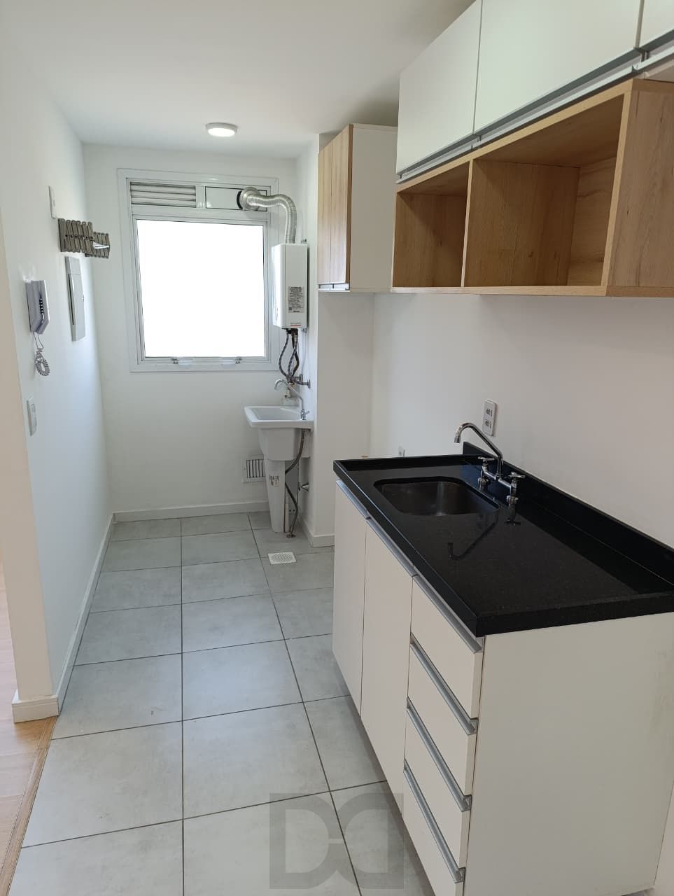 Apartamento 2 dormitórios/quartos, 1 vaga/box, no Bairro Partenon em Porto Alegre RS — foto 4