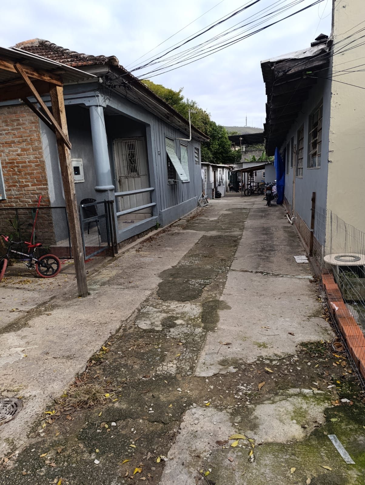 Terreno com 5 casas e 7 Jks/Kitnetes a venda, excelente para investimento, em Porto Alegre RS — foto 6