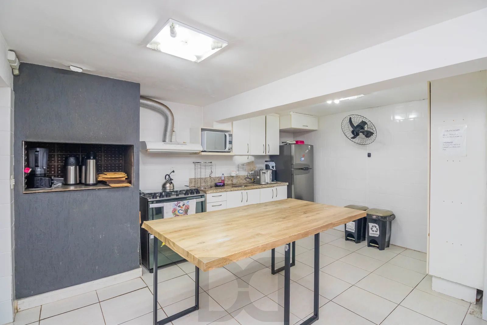 Casa a venda, 4 quartos, 2 vagas, 4 banheiros, Bairro Chacara das Pedras, em Porto Alegre/RS — foto 3