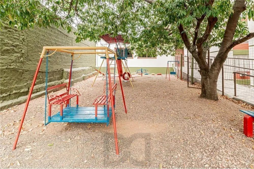 Apartamento 2 dormitórios 50m² Bairro Medianeira em Porto Alegre RS — foto 17
