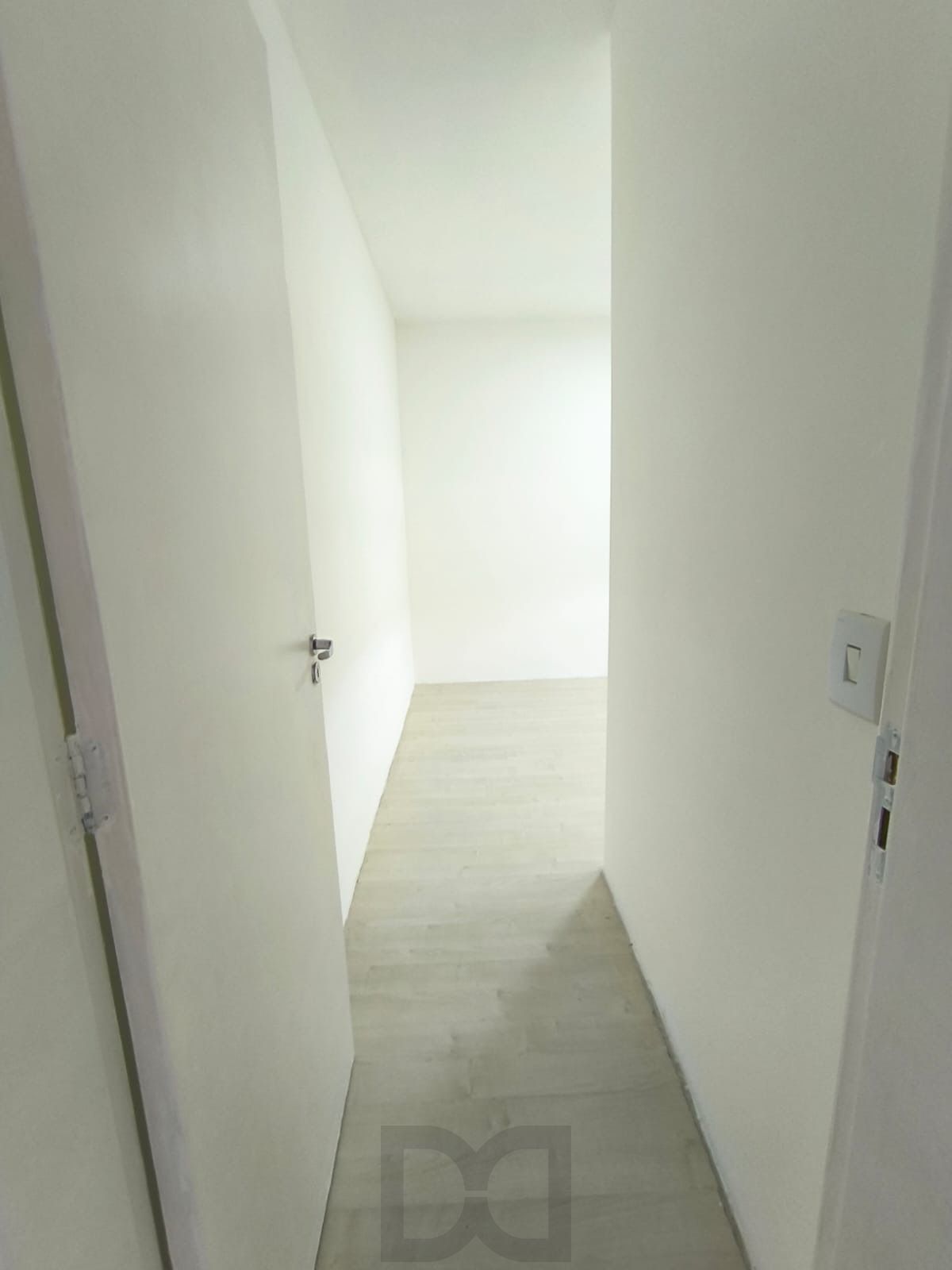 ÓTIMO APARTAMENTO COM SACADA A VENDA, APROVEITE A OPORTUNIDADE! — foto 5