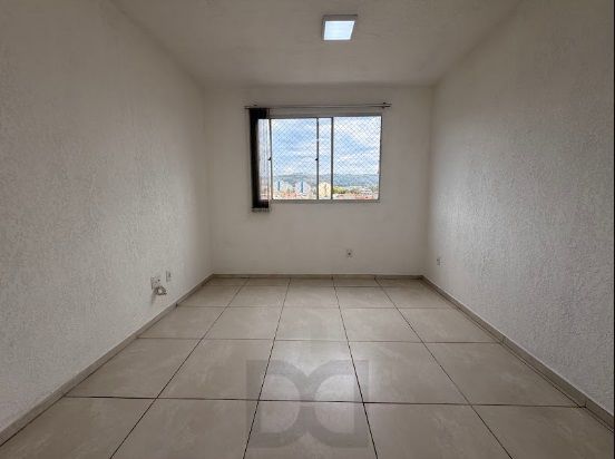 Apartamento 2 quartos, reformado, 1 vaga, próximo à Unirriter, Stoc Center, e transporte público — foto 3