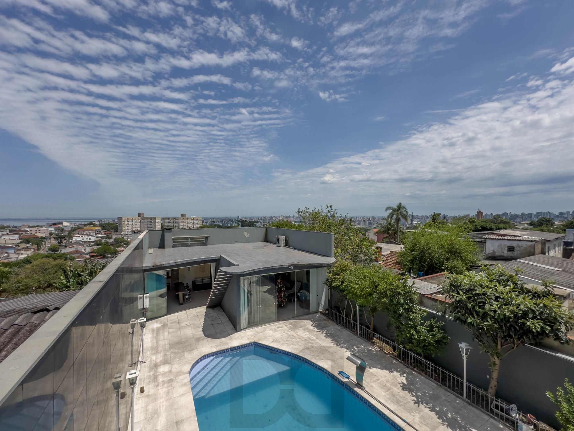 Casa Alto Padrão 3 dormitórios, 2 suítes, 4 banheiros, 4 vagas/box, Bairro Santo Antonio em Porto Alegre RS — foto 20