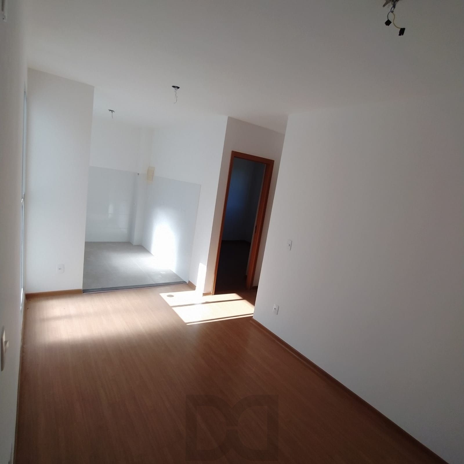 Apartamento 2 dormitórios com vaga exclusiva, nunca habitado — foto 1