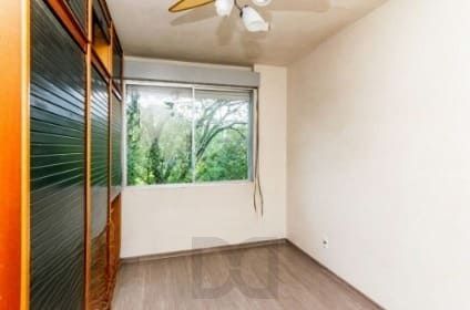 Apartamento 2 quartos, piso laminado, garagem coberta, próximo á UNIRRITER e 4 quadras Protásio Alves. — foto 15