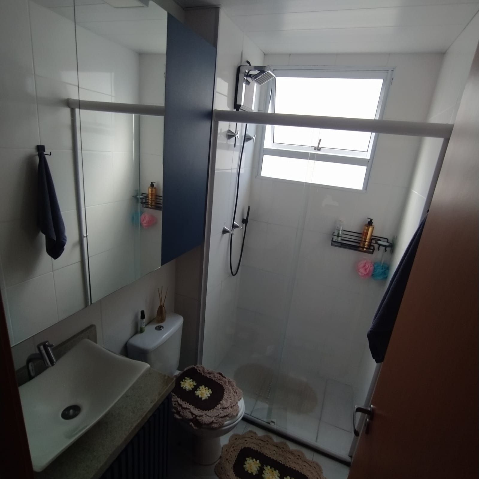Apartamento de 2 dormitórios, mobiliado, com vaga exclusiva de estacionamento — foto 12