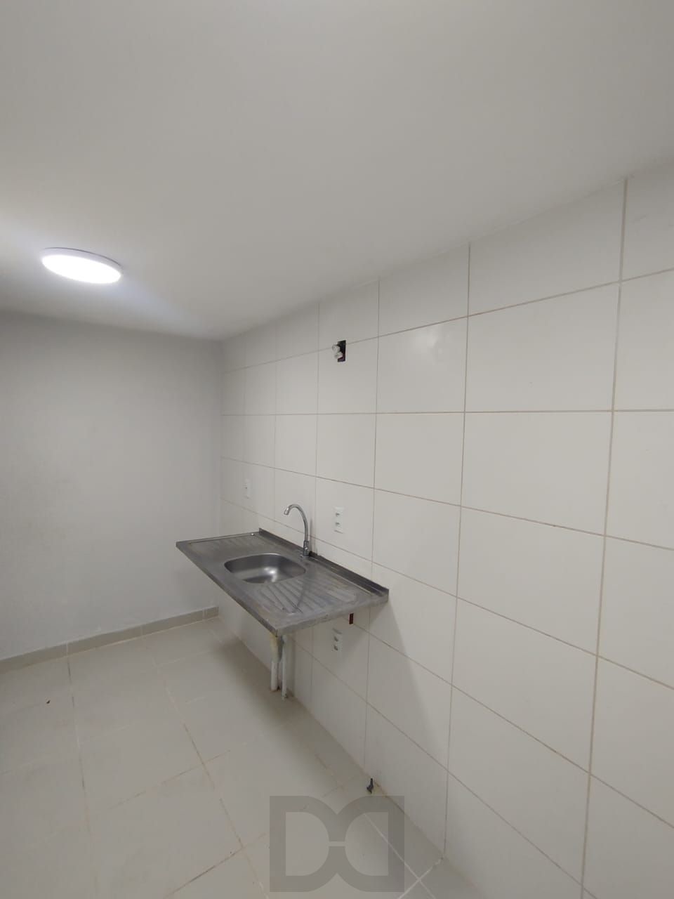 Um pedacinho do interior dentro de Porto Alegre - 2dorm com Pátio Gigante — foto 11