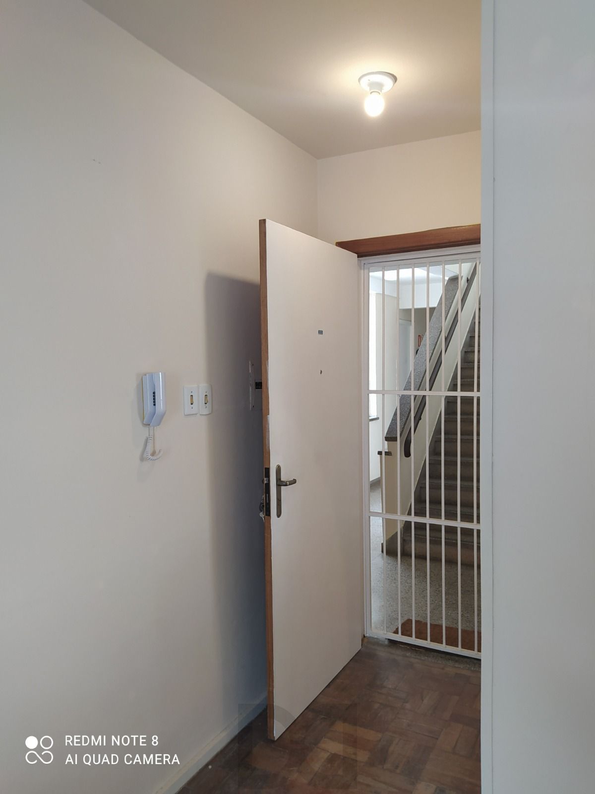 Apartamento 2 dormitórios 50m² Bairro Medianeira em Porto Alegre RS — foto 13