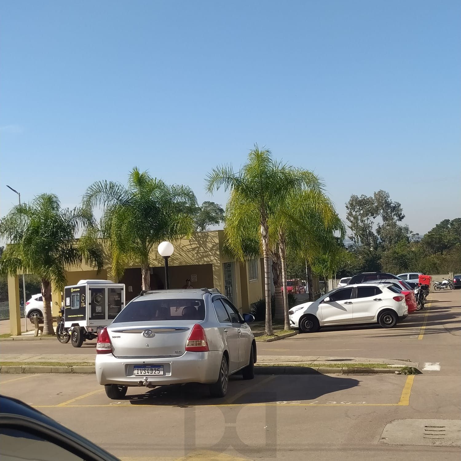 Apartamento de 2 dormitórios, mobiliado, com vaga exclusiva de estacionamento — foto 16