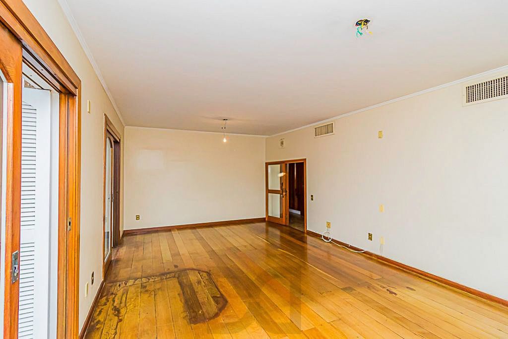 Apartamento de 02 dormitórios com estilo, Bairro Menino Deus, Porto Alegre, Rio Grande do Sul — foto 3