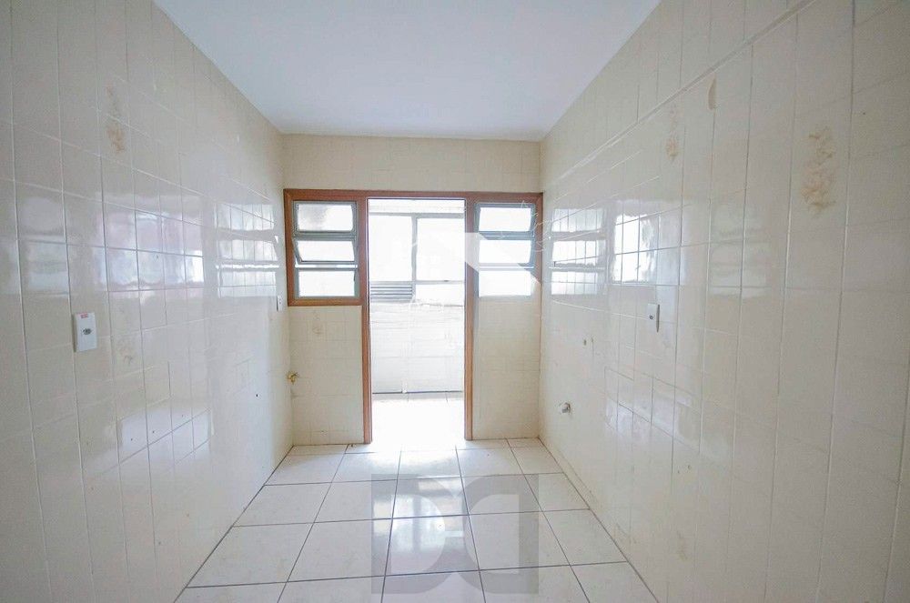 Apartamento com 67m², 03 dormitórios, Bairro Jardim Lindóia, Porto Alegre, Rio Grande do Sul — foto 3