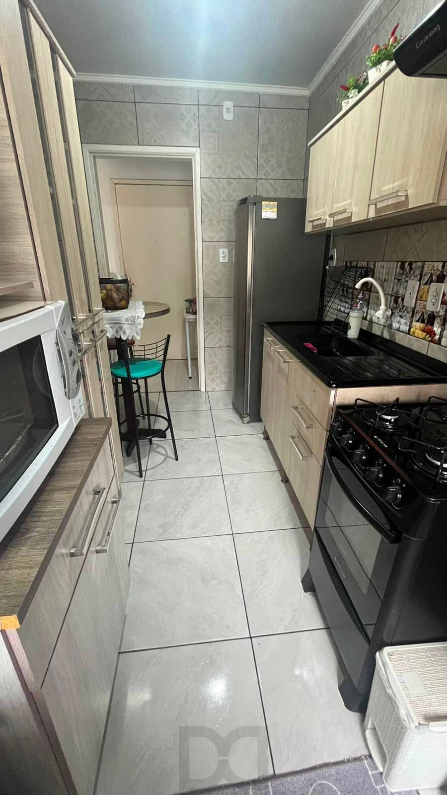 Apartamento 2 Dormitórios à Venda — foto 7