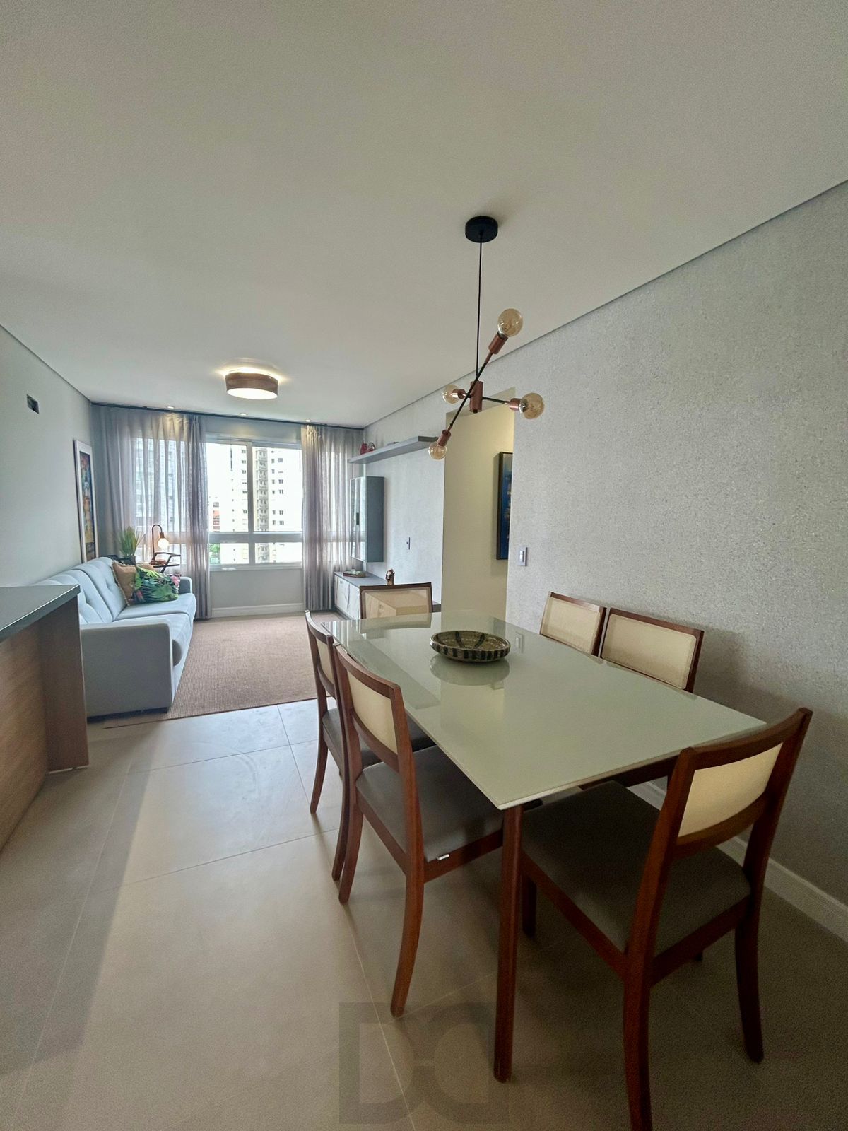 Excelente apartamento de 03 dormitórios, Bairro Vila Ipiranga, Porto Alegre/RS — foto 2