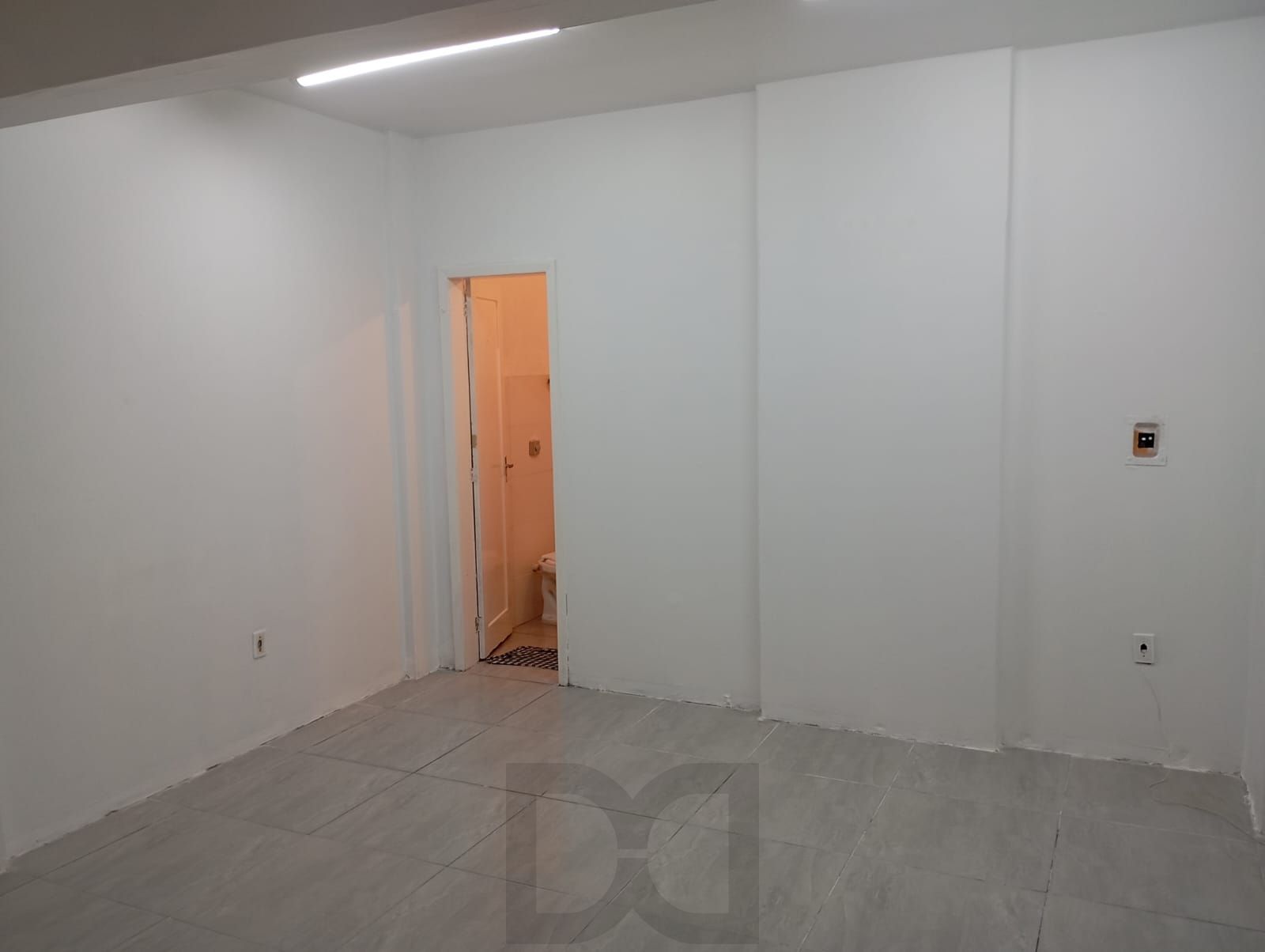 SALA COMERCIAL PARA VENDA NO CENTRO HISTÓRICO - SALAR — foto 3