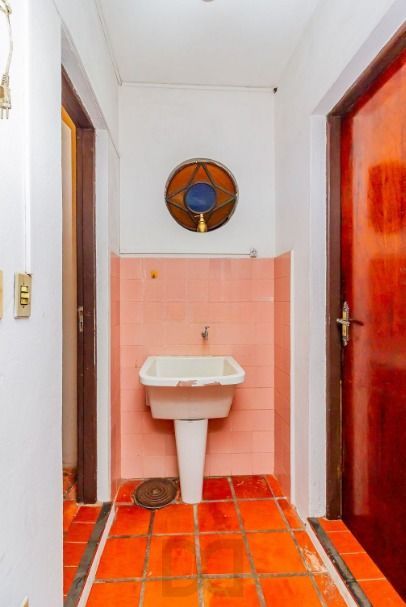 Casa em ótima localização, com 201m², Bairro Medianeira, Porto Alegre/RS — foto 7