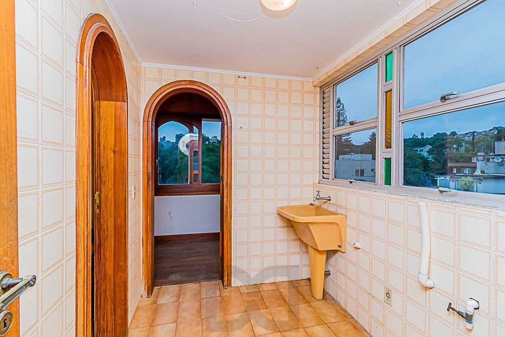 Apartamento de 02 dormitórios com estilo, Bairro Menino Deus, Porto Alegre, Rio Grande do Sul — foto 26
