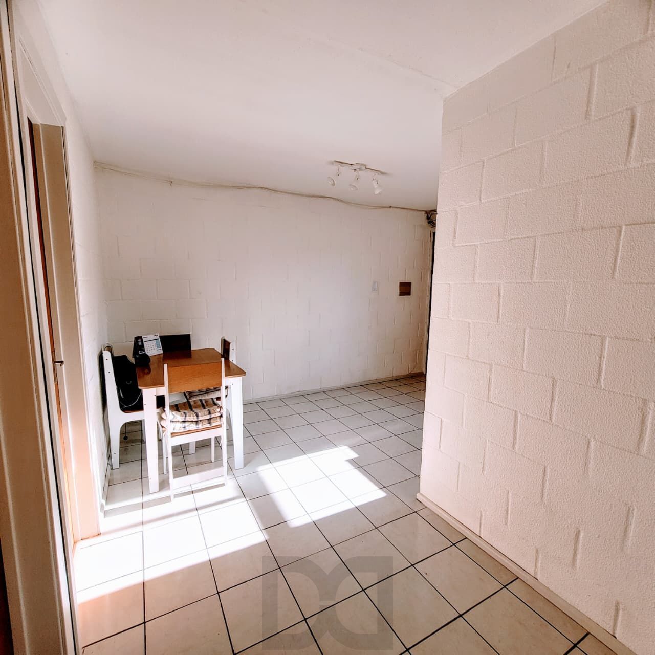 Oportunidade Única! Apartamento Desocupado à Venda em Porto Alegre! — foto 1