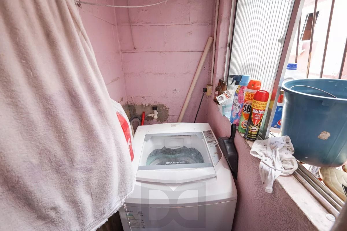 Apartamento 2 Dormitórios com Garagem em Localização Estratégica – 46,226 m² — foto 4