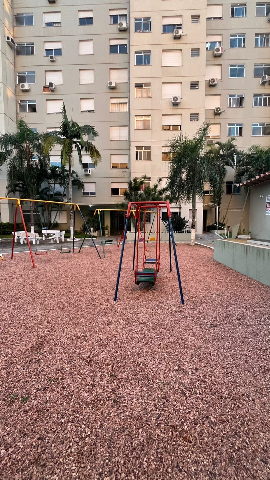Apartamento 2 Dormitórios com 61,50m² em Condomínio com Lazer Completo e Rua Tranquila — foto 21