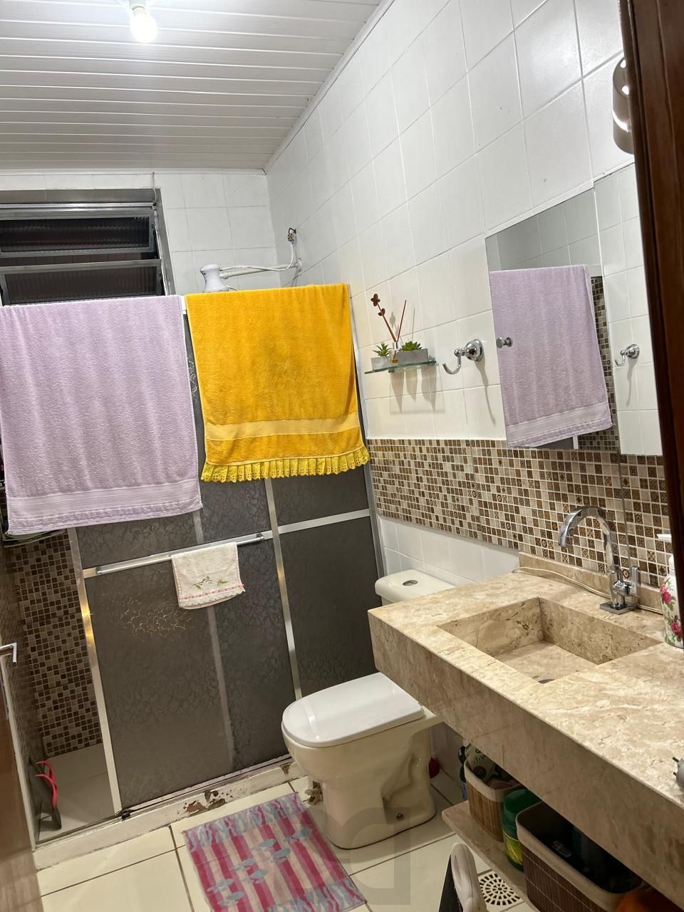 Apartamento desocupado e pronto para morar, 03 dormitórios, bairro IAPI — foto 8