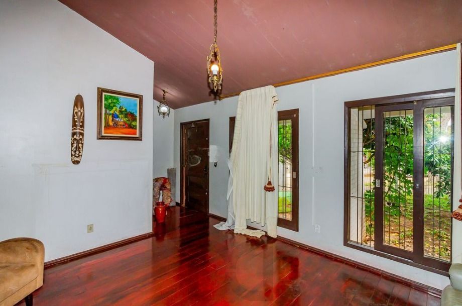 Casa em ótima localização, com 201m², Bairro Medianeira, Porto Alegre/RS — foto 16