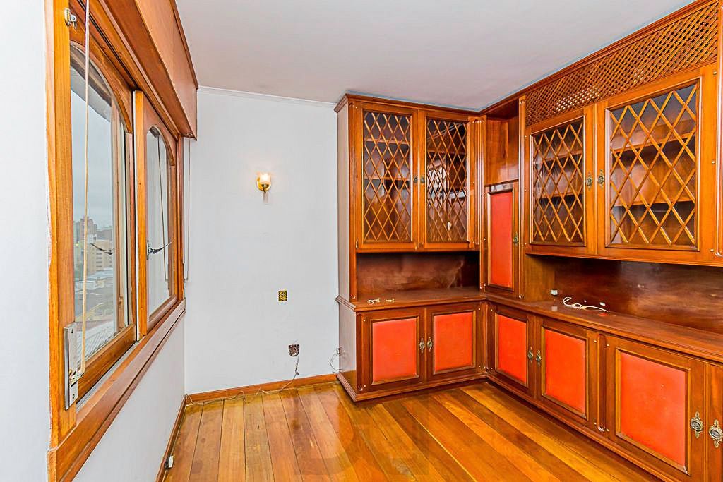 Apartamento de 02 dormitórios com estilo, Bairro Menino Deus, Porto Alegre, Rio Grande do Sul — foto 8