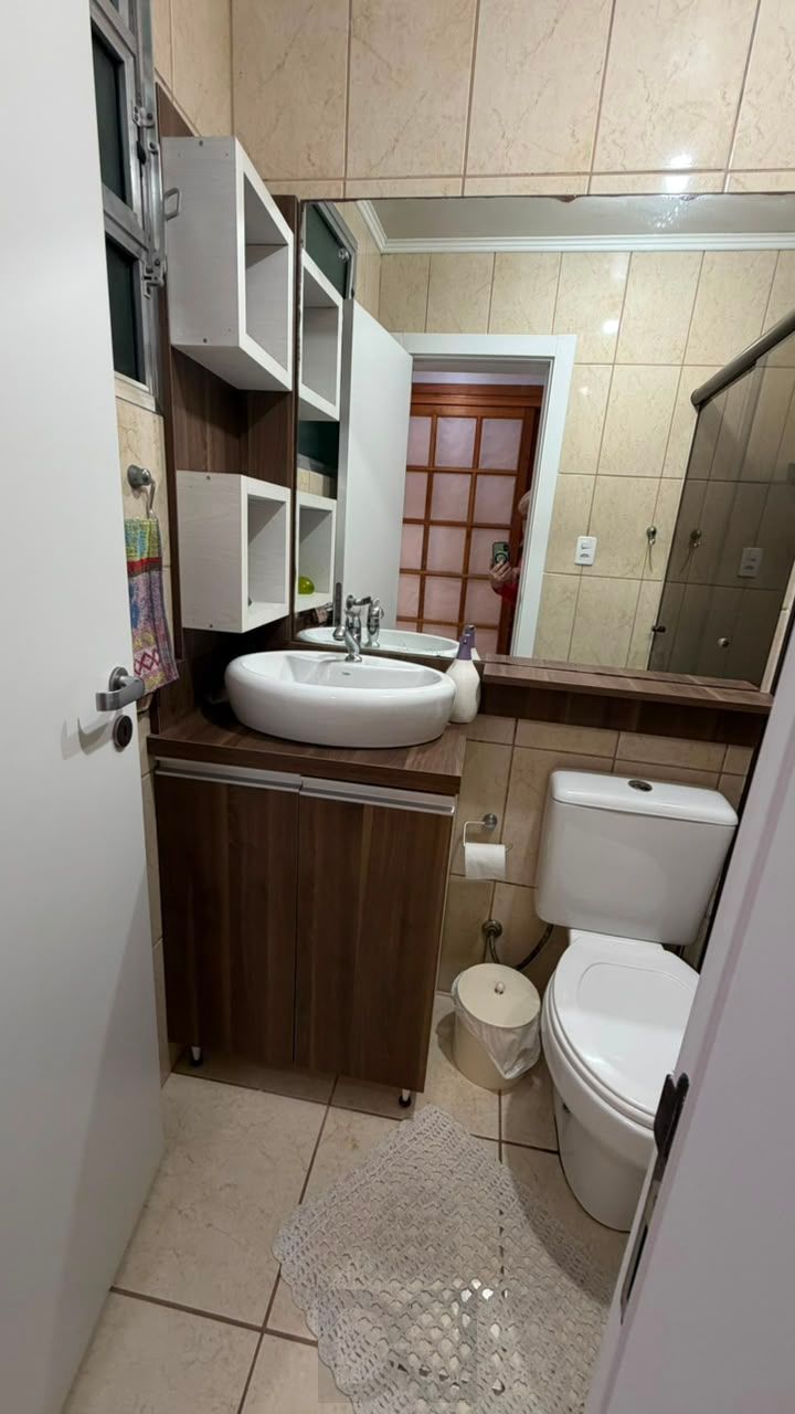 APTO 2 DORMITÓRIOS BAIRRO PETRÓPOLIS - SALAR — foto 3