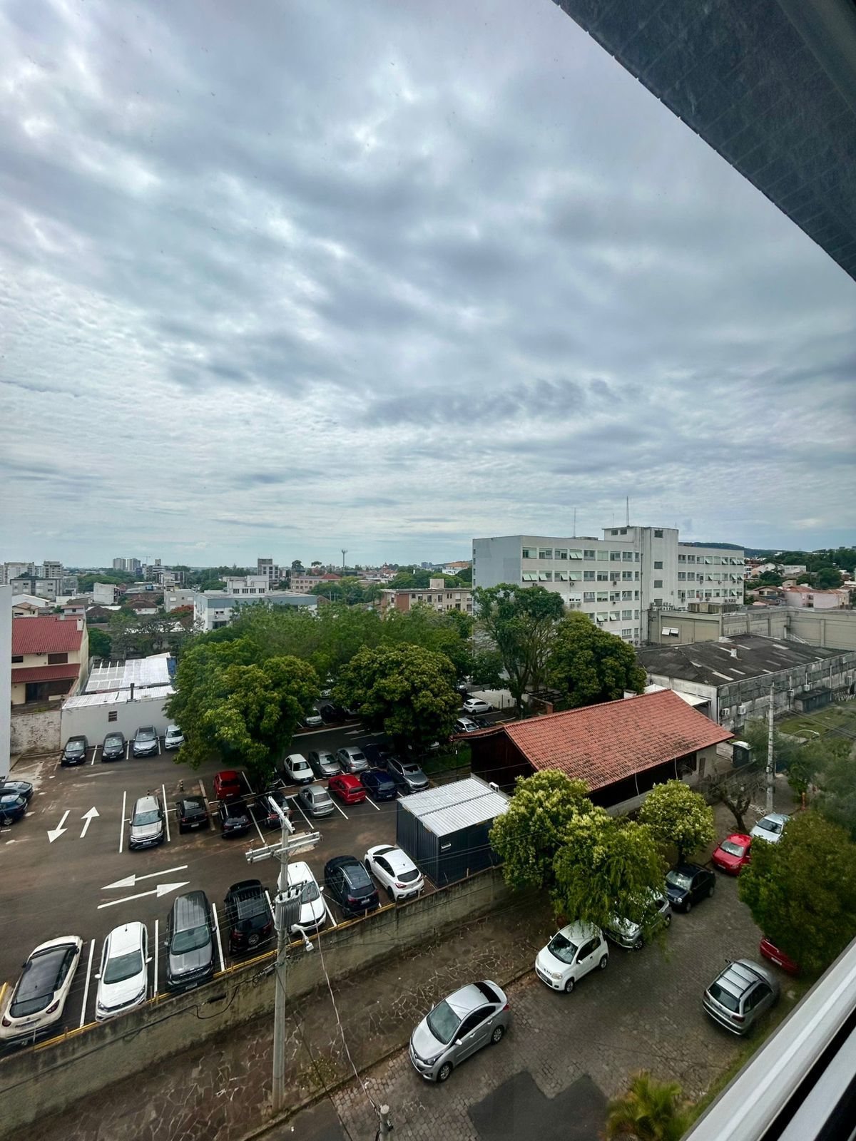 Excelente apartamento de 03 dormitórios, Bairro Vila Ipiranga, Porto Alegre/RS — foto 3